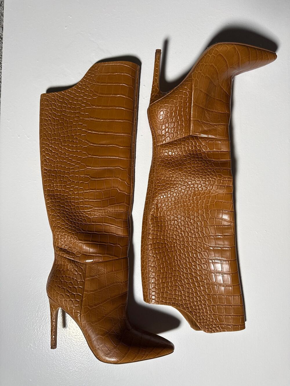 Vince Camuto Fenindy Knee High Boots 8M Tan Croc Embossed Leather Stiletto